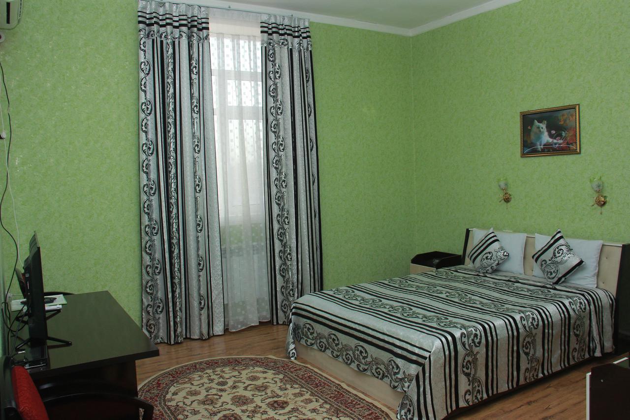 Ratmina Hotel Nukus Exterior photo