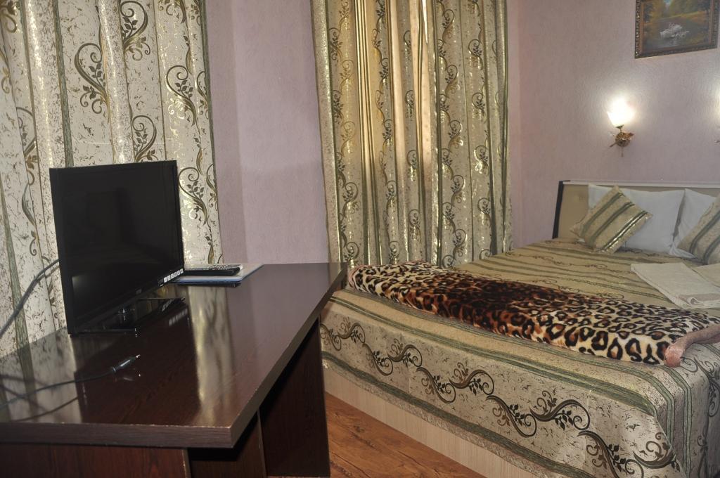Ratmina Hotel Nukus Exterior photo