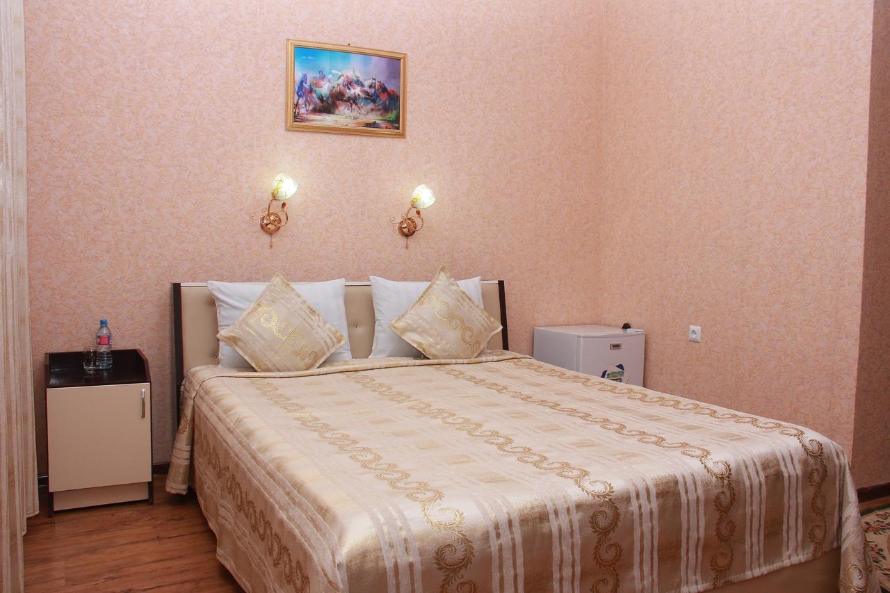 Ratmina Hotel Nukus Exterior photo